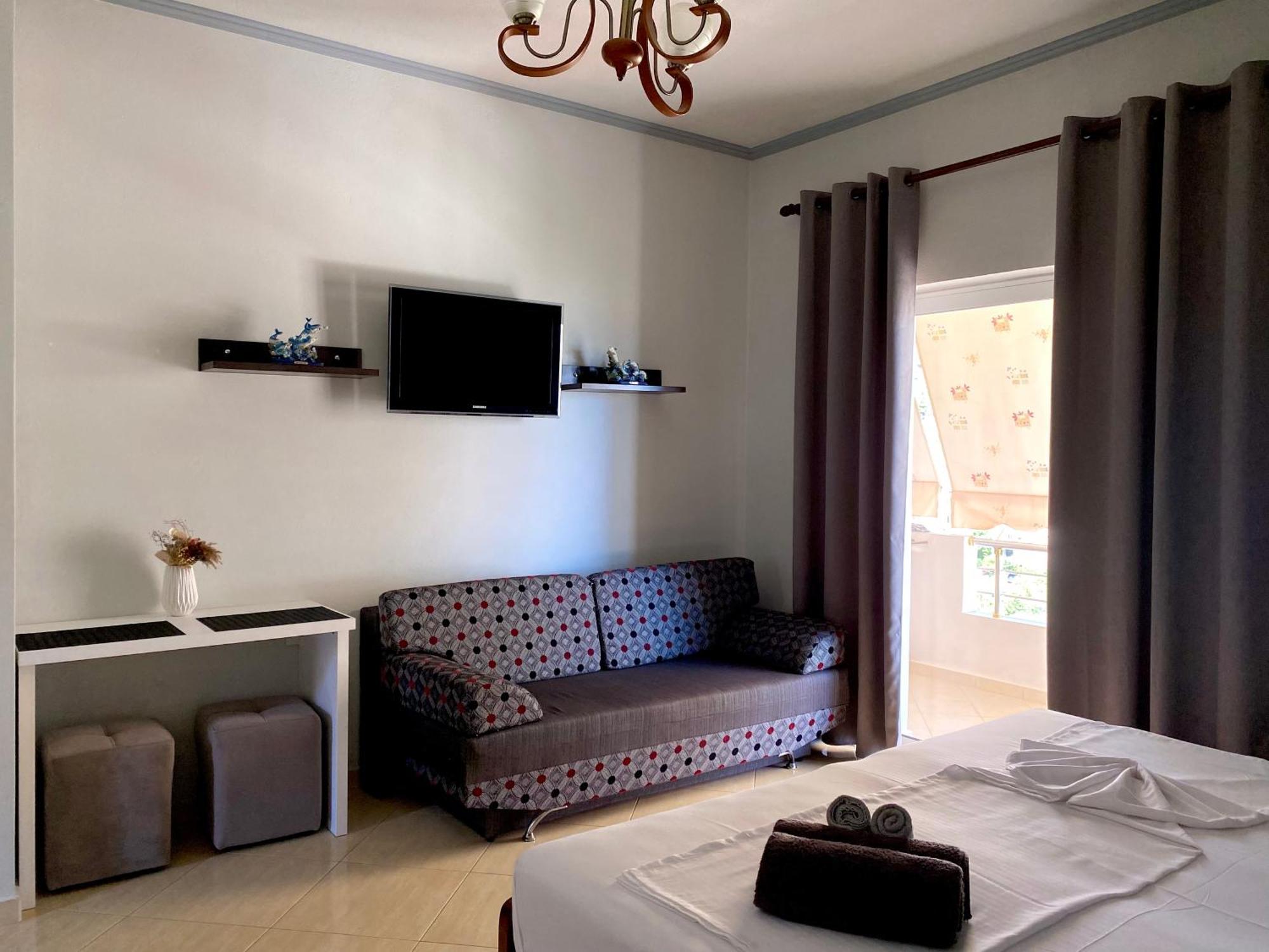 Klajdi * Sarandë
