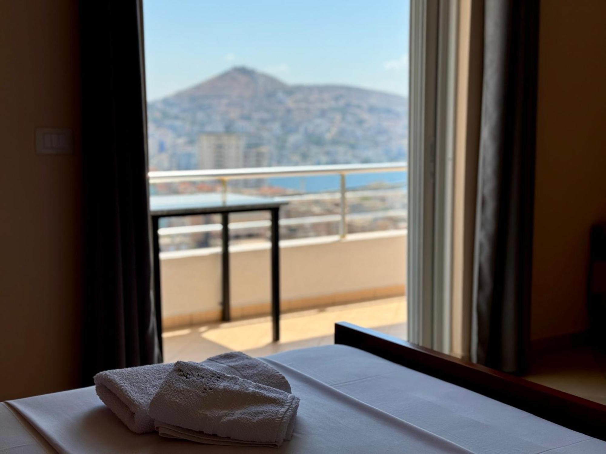 Klajdi * Sarandë